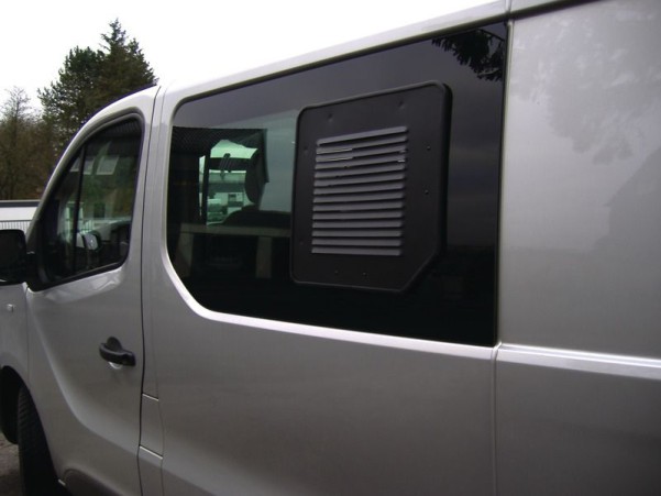 Lüftungsgitter f.Schiebefenster links Ren.Trafic+Opel Vivaro ab 2014