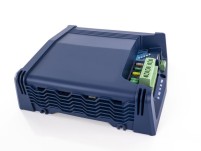 Batterie-Ladebooster mit Ladegerät und Solarladeregler - 25 A