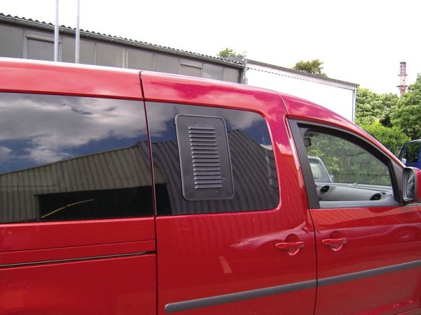 Lüftungsgitter VW Caddy Schiebefenster links Stand ard-Variante